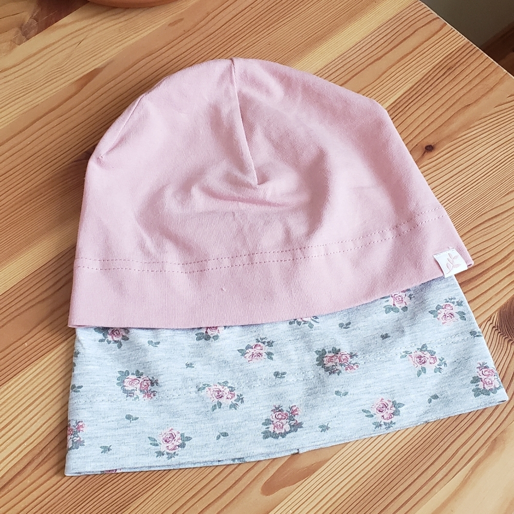 New H&M 2 pack hats